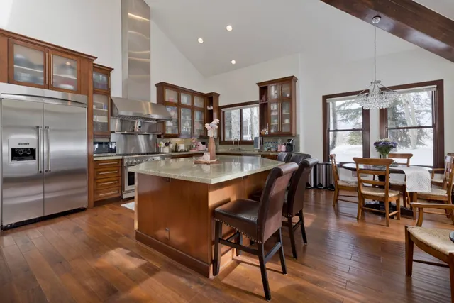 $2,599,000 | 310 Ranch Road, Unit 17, Mammoth Lakes, CA 93546