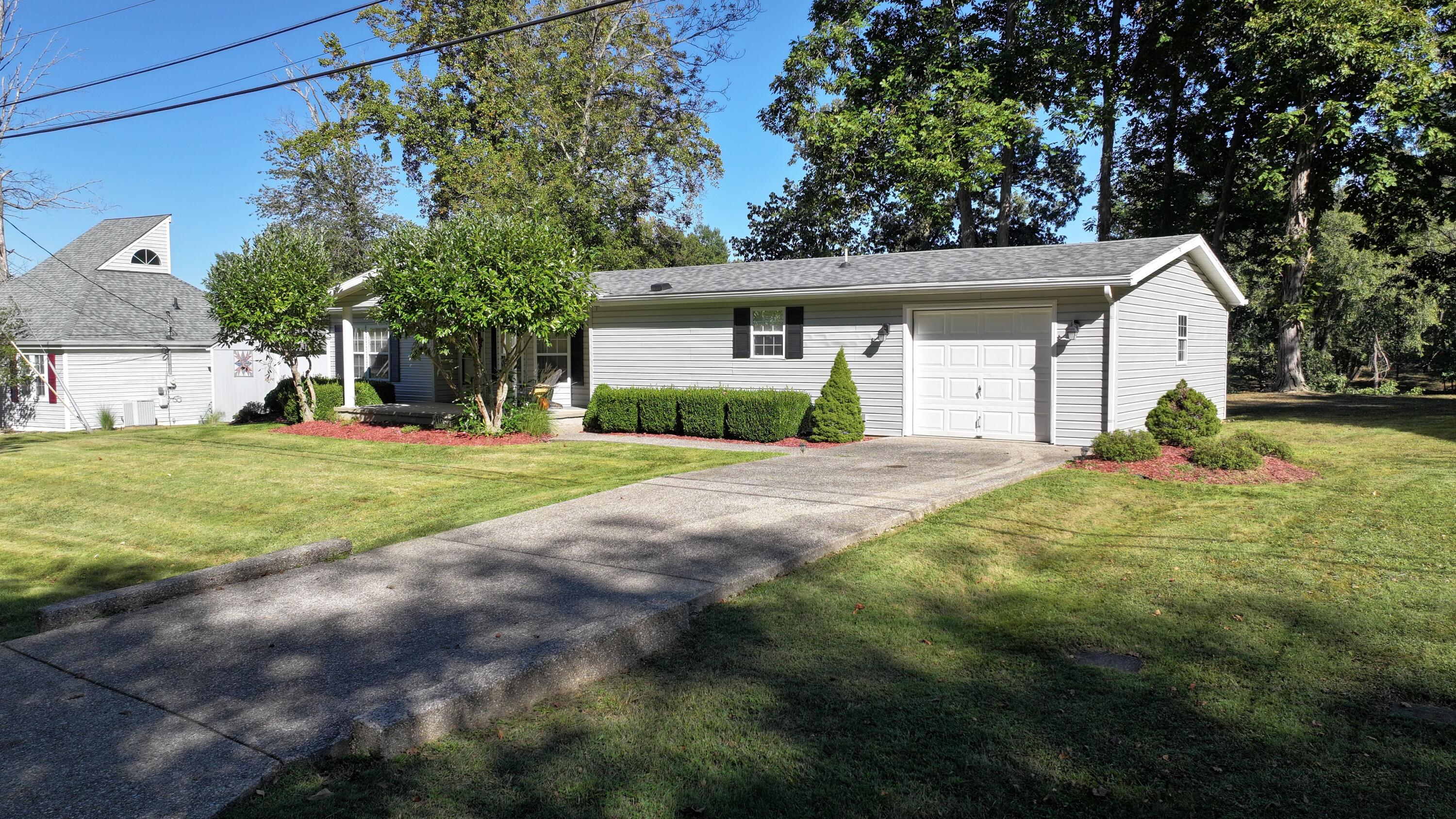 1165 Inverness Road Perry Park, KY 40363 - Photo 47 of 48 DJI_20260929160336_0003_D