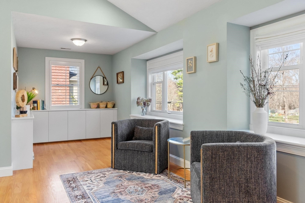 204 Virginia Road Concord, MA 01742 - Photo 13 of 39