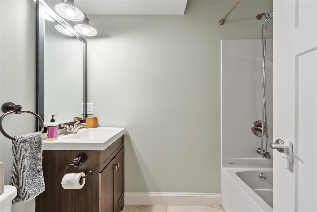 204 Virginia Road Concord, MA 01742 - Photo 25 of 39