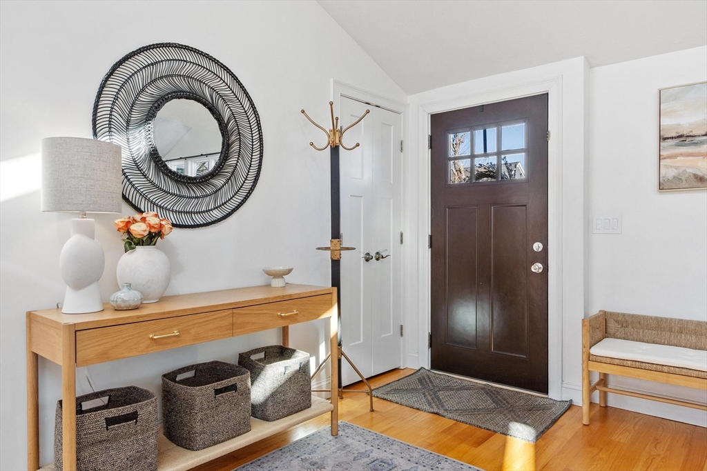 204 Virginia Road Concord, MA 01742 - Photo 5 of 39