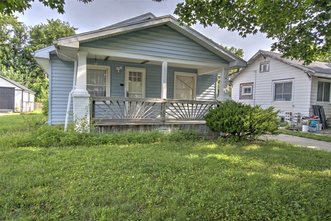 1260 East Johns Avenue Decatur, IL 62521 - Photo 2 of 22 Gallery Image 2