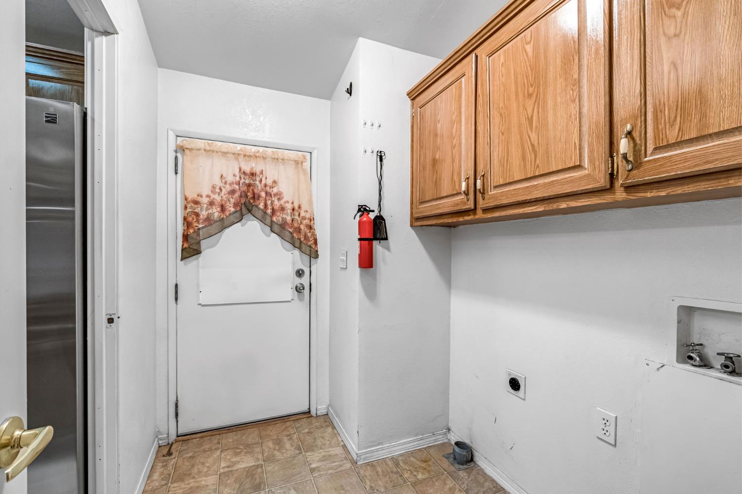 1218 East Cleveland Avenue, Unit 142 Madera, CA 93638 - Photo 17 of 32 a view of storage and utility