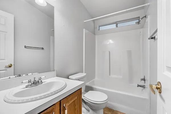 $120,000 | 1218 East Cleveland Avenue, Unit 142, Madera, CA 93638