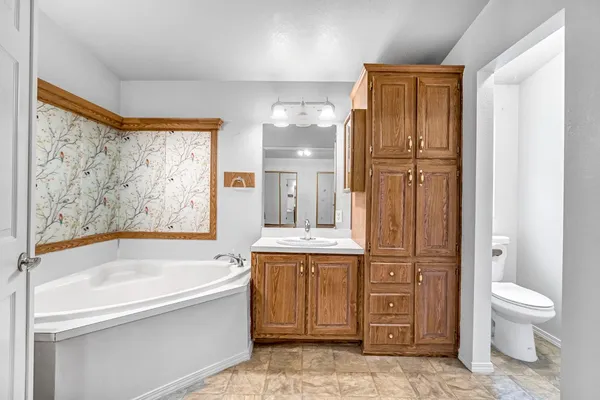 $120,000 | 1218 East Cleveland Avenue, Unit 142, Madera, CA 93638