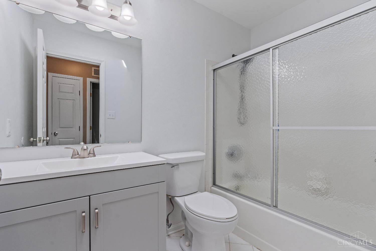 4071 East Kemper Road Sharonville, OH 45241 - Photo 26 of 42