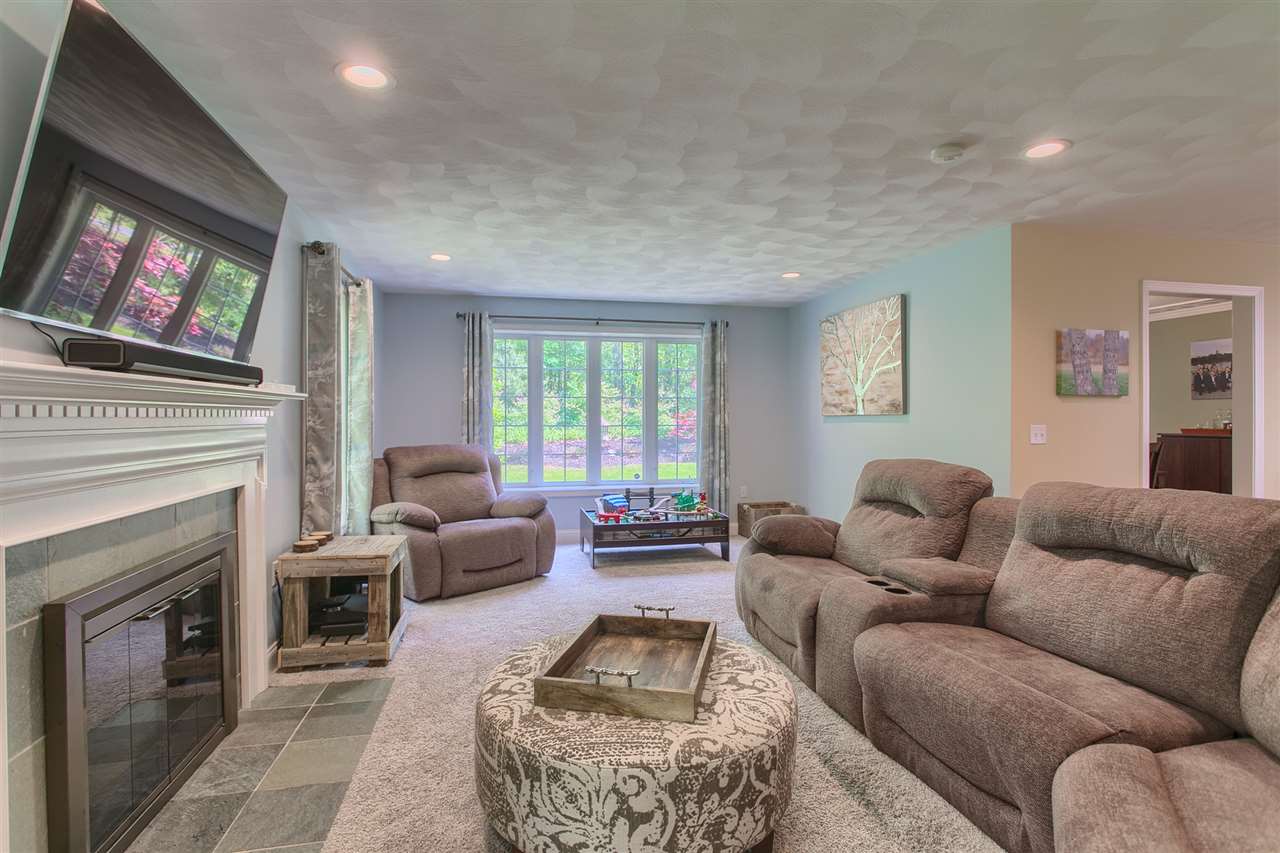 24 Grandview Road Windham, NH 03087 - Photo 13 of 40