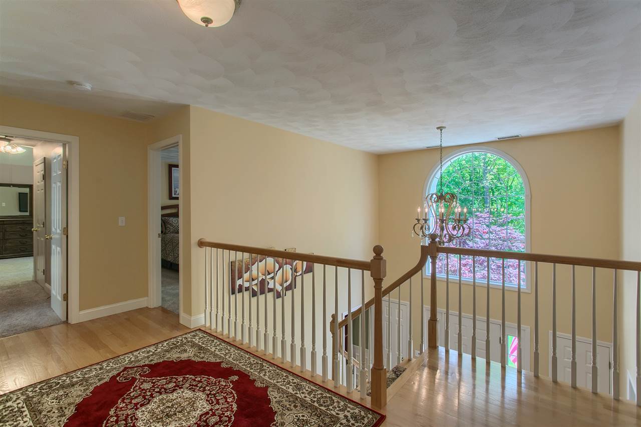 24 Grandview Road Windham, NH 03087 - Photo 19 of 40