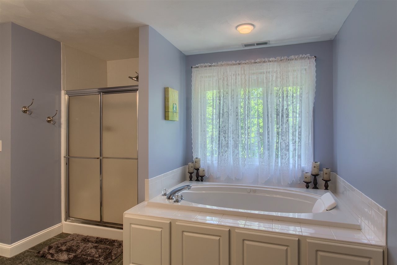 24 Grandview Road Windham, NH 03087 - Photo 30 of 40