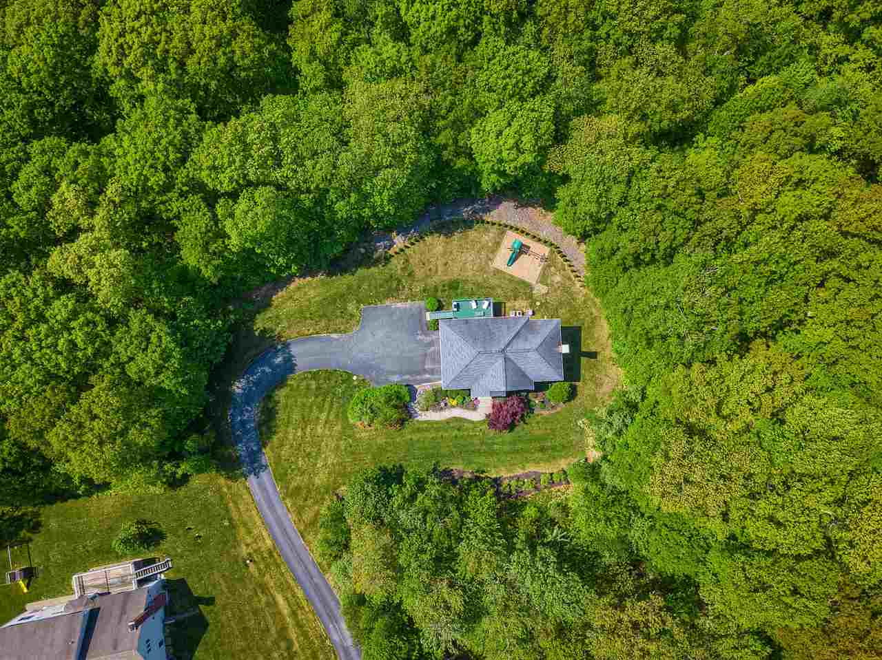24 Grandview Road Windham, NH 03087 - Photo 35 of 40