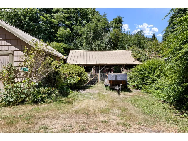 $358,991 | 42799 Leaburg Drive, Walterville, OR 97489