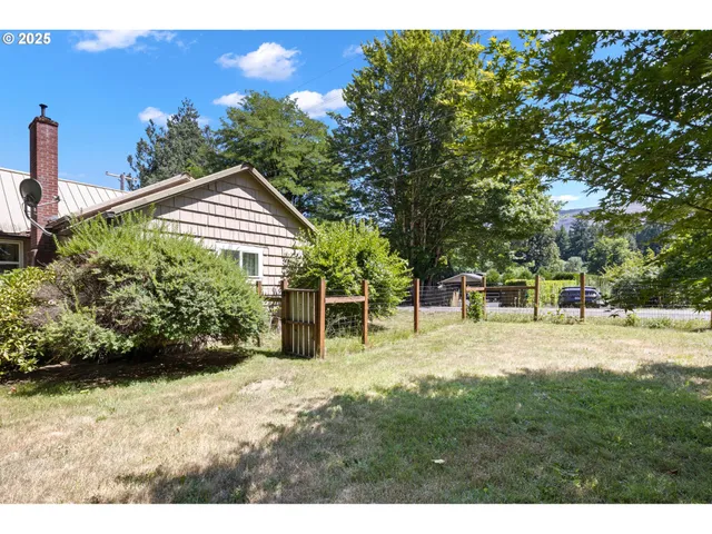$358,991 | 42799 Leaburg Drive, Walterville, OR 97489