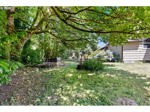 $349,912 | 42799 Leaburg Drive, Walterville, OR 97489