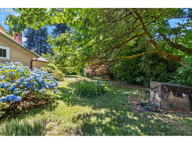 $358,991 | 42799 Leaburg Drive, Walterville, OR 97489