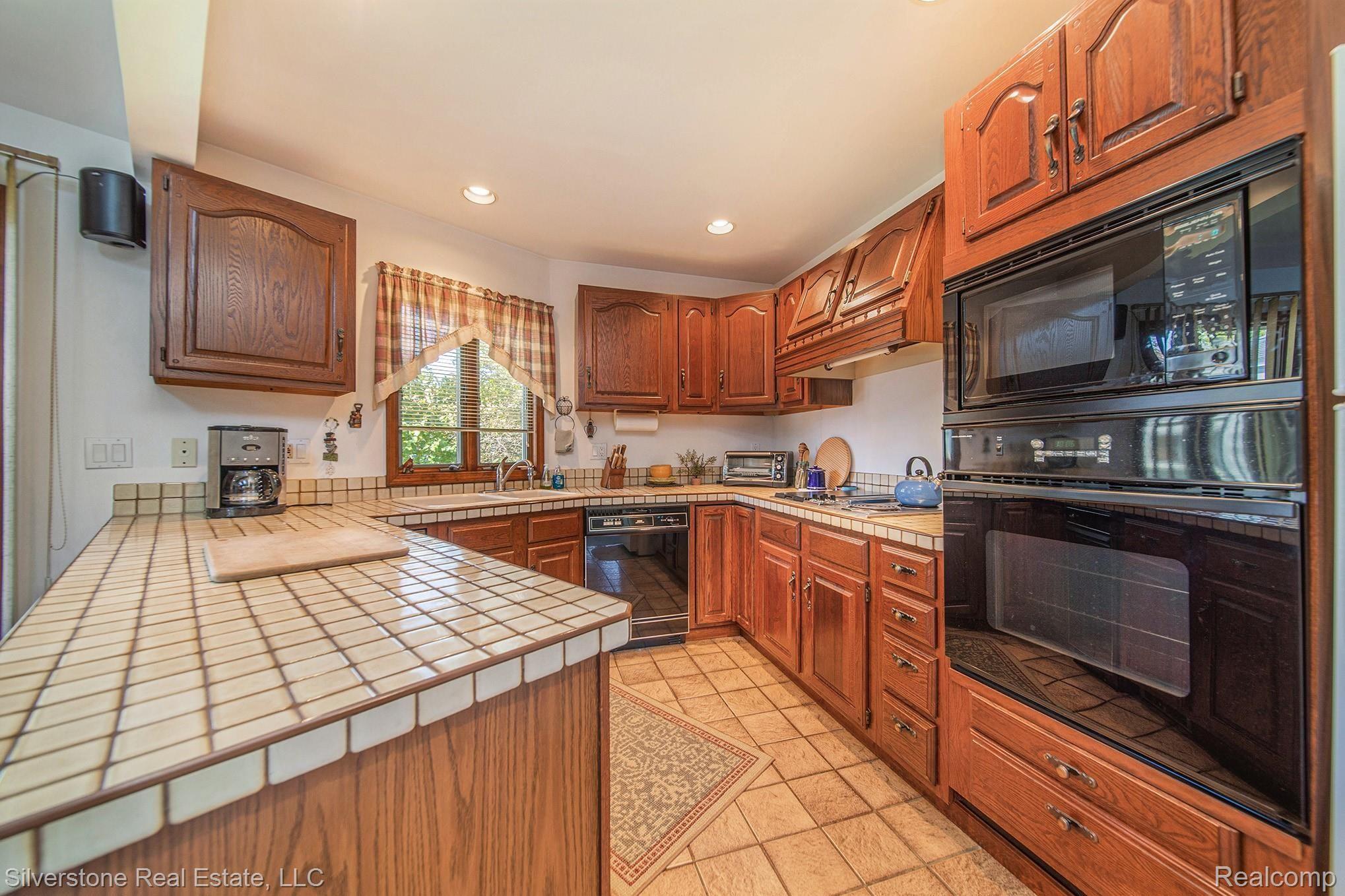 4800 Siebert Road Waterford, MI 48328 - Photo 17 of 25 4800 Siebert_22.jpg