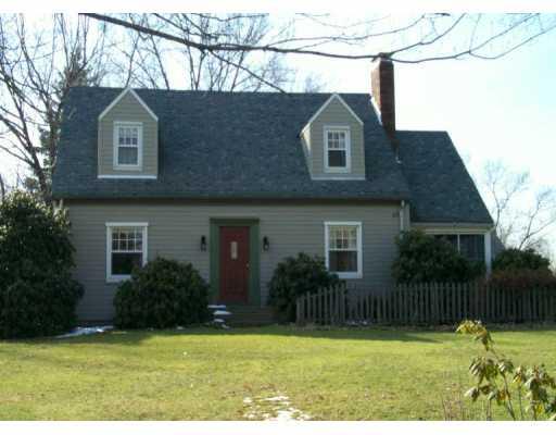 407 Shenango Road Beaver Falls, PA 15010 - Photo 1 of 8 Gallery Image 1