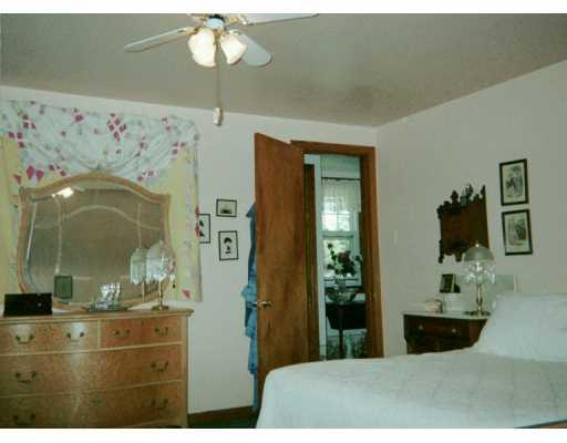 407 Shenango Road Beaver Falls, PA 15010 - Photo 2 of 8 Gallery Image 2