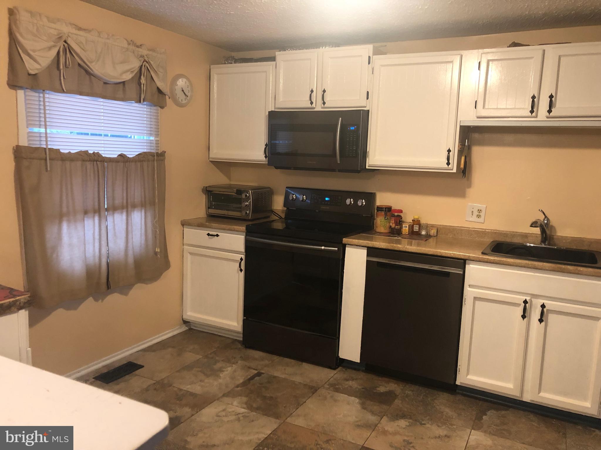 593 Old Stage Road Frederick, MD 21703 - Photo 5 of 16 Kitchen