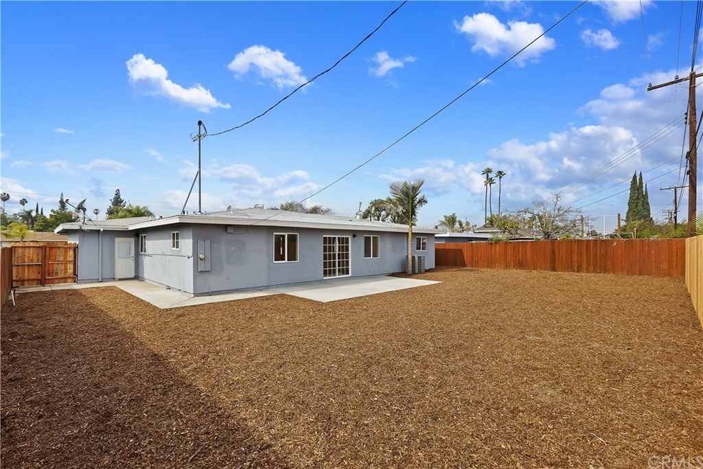 5077 Challen Avenue Riverside, CA 92503 - Photo 40 of 44