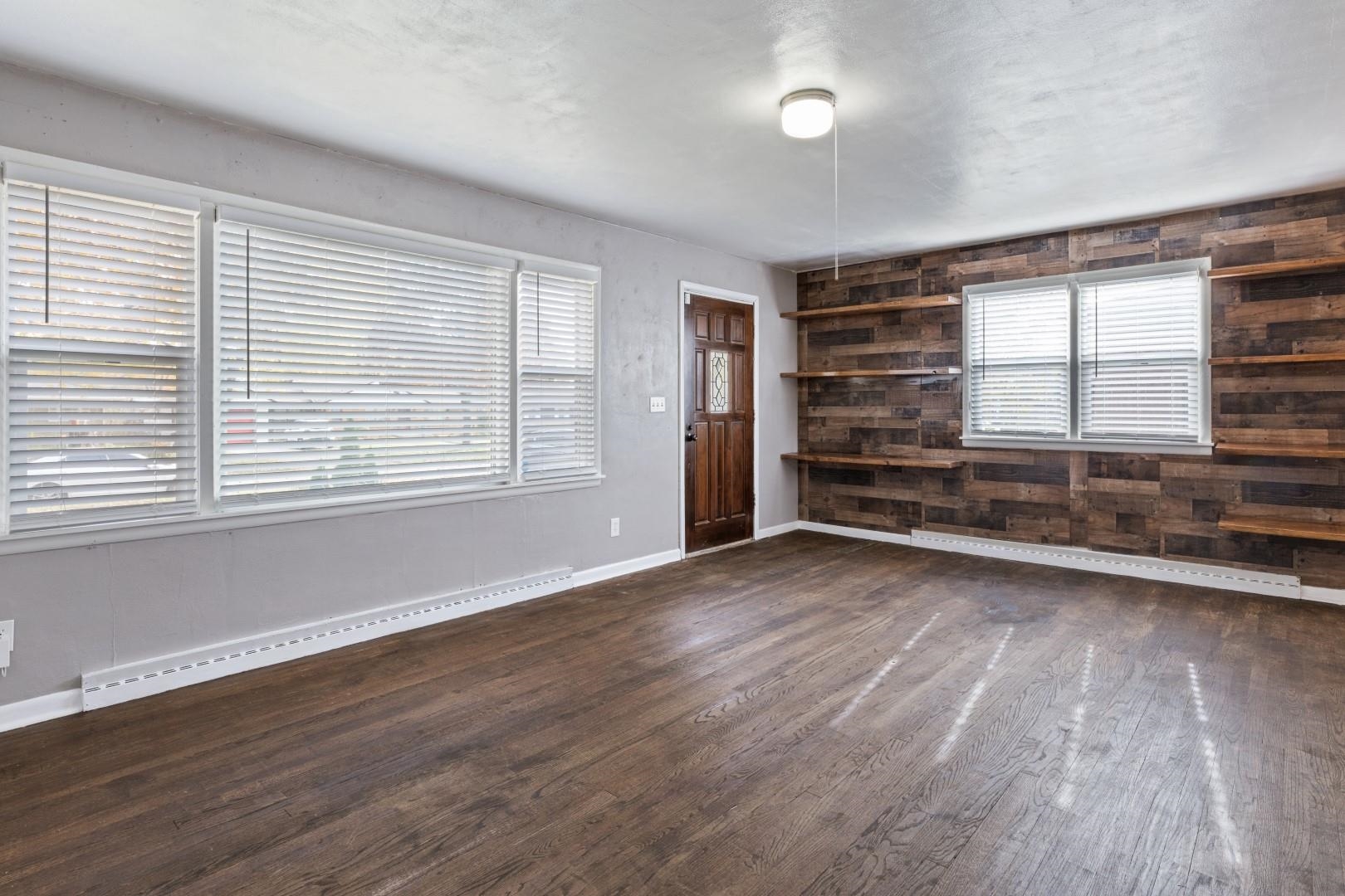 3032 Ruth Street Rockford, IL 61103 - Photo 11 of 33 Gallery Image 11