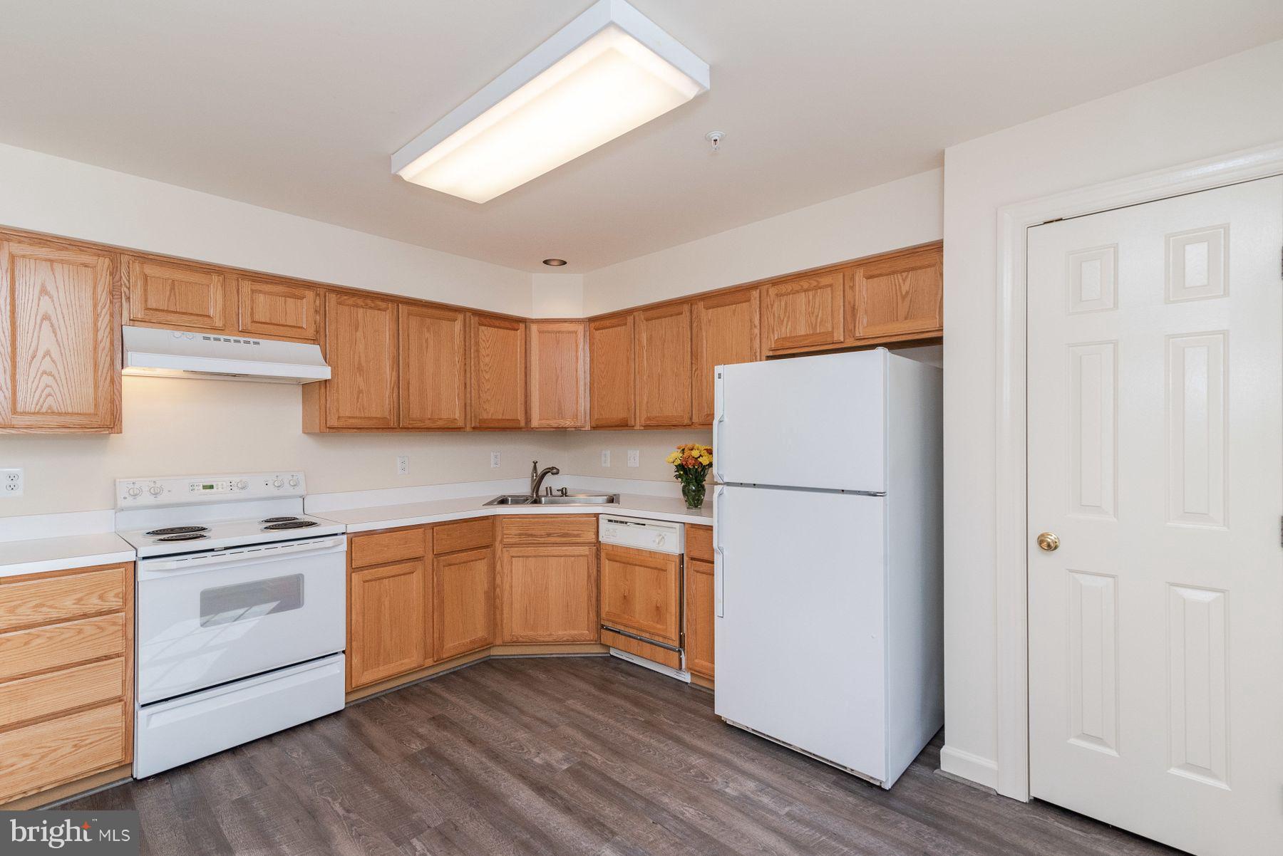 3509 Falling Run Road Laurel, MD 20724 - Photo 3 of 29 Kitchen