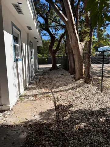 $477,000 | 113 Poinciana Drive, Key Largo, FL 33037