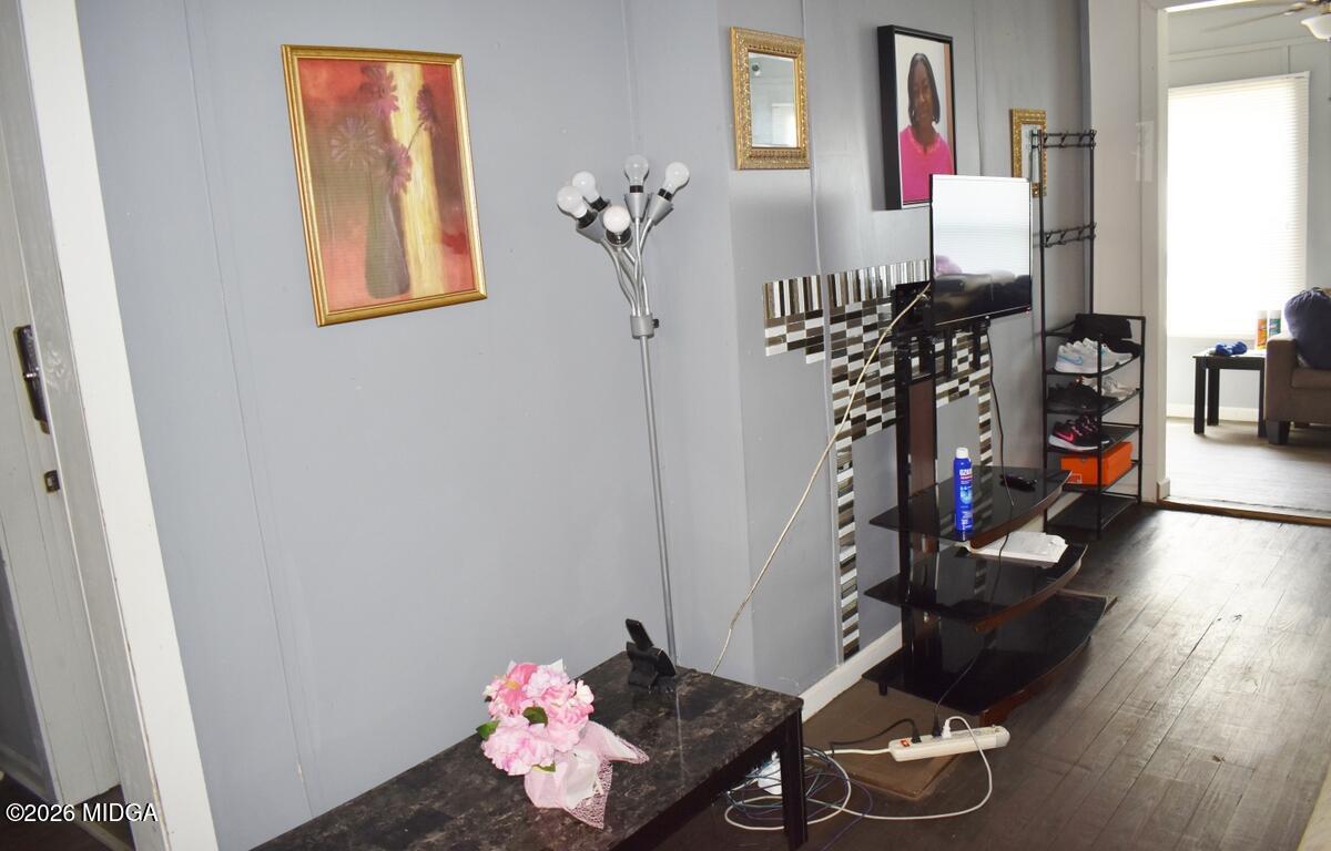 575 Cleveland Street Macon, GA 31206 - Photo 2 of 11 DSC_0001-001