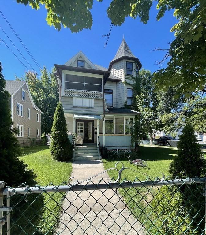 284 Main Street West Springfield, MA 01089 - Photo 1 of 29 Gallery Image 1