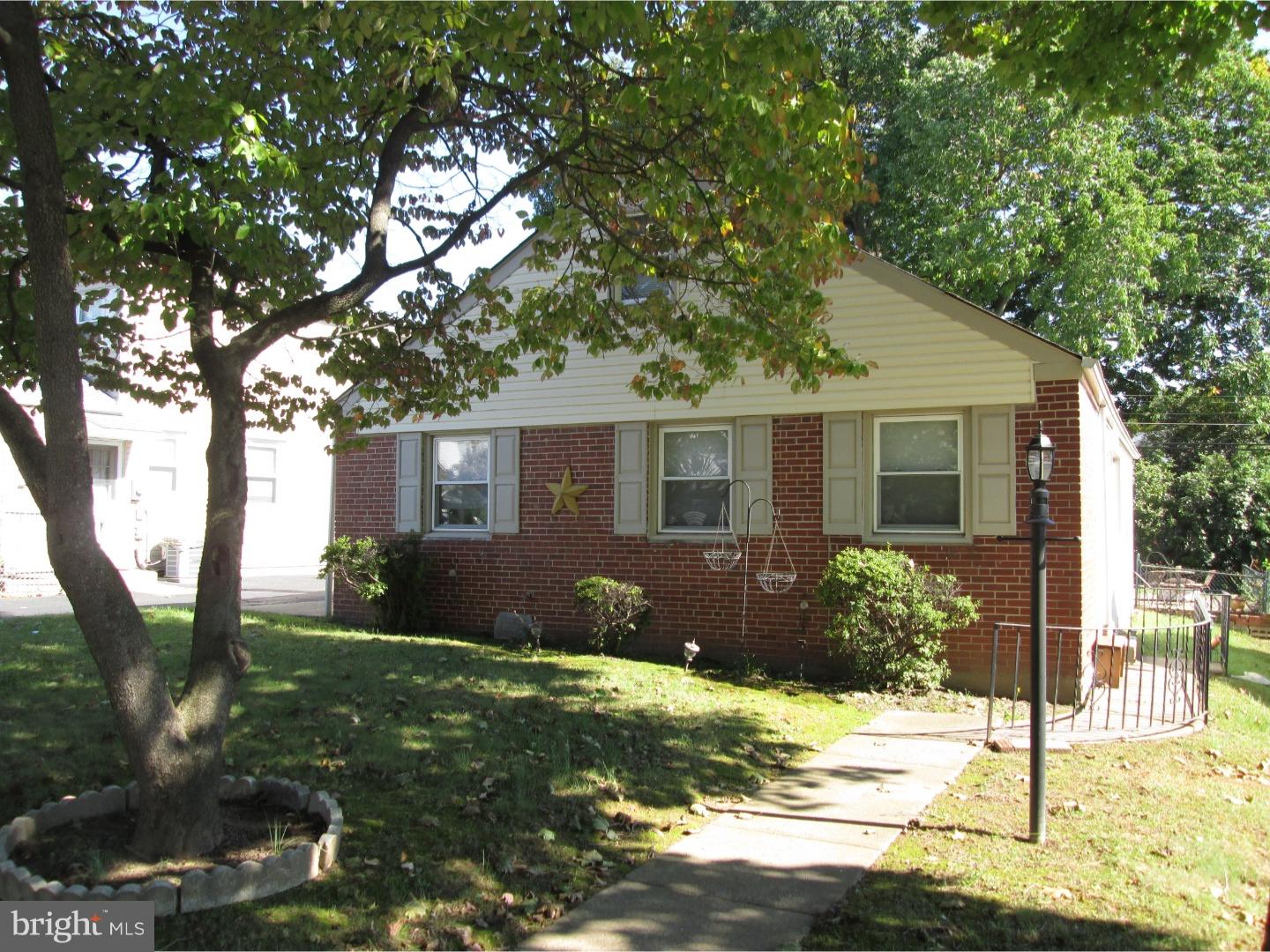 9259 Annapolis Road Philadelphia, PA 19114 - Photo 2 of 24 Exterior Front