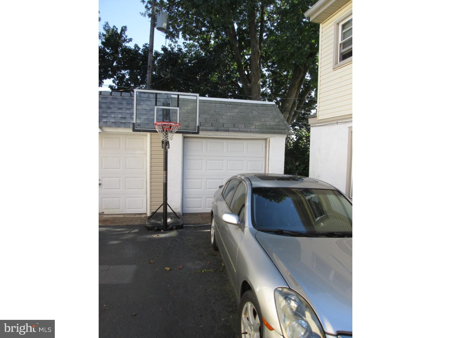 9259 Annapolis Road Philadelphia, PA 19114 - Photo 24 of 24 Garage