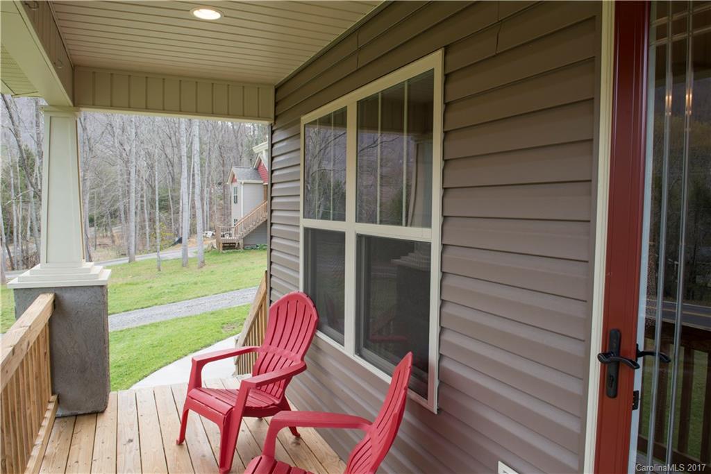 989 Bee Tree Road, Unit 2 Swannanoa, NC 28778 - Photo 19 of 21 Gallery Image 19