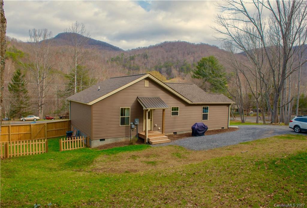 989 Bee Tree Road, Unit 2 Swannanoa, NC 28778 - Photo 21 of 21 Gallery Image 21