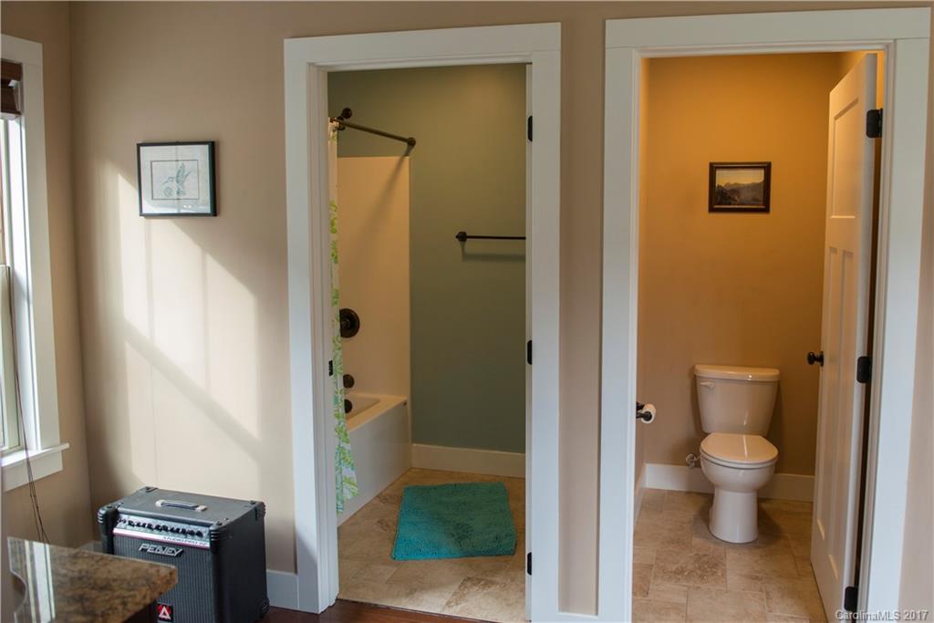 989 Bee Tree Road, Unit 2 Swannanoa, NC 28778 - Photo 10 of 21 Gallery Image 10