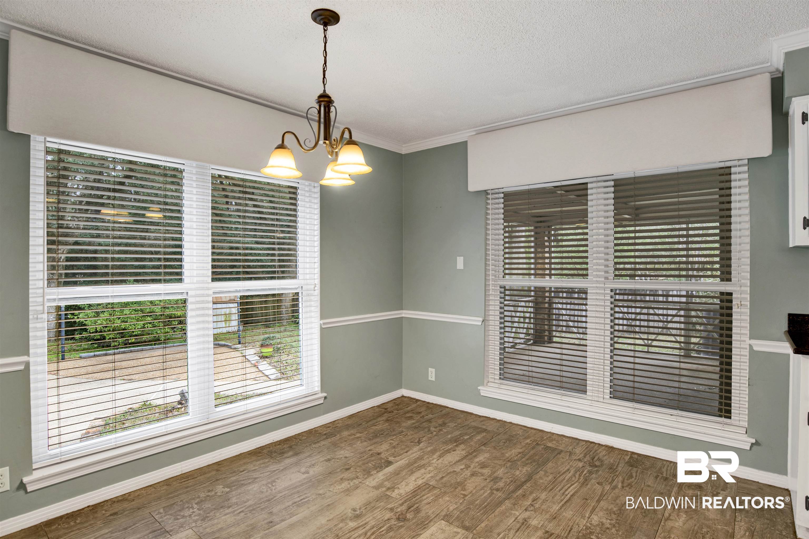 5770 Chester Court Mobile, AL 36609 - Photo 5 of 46