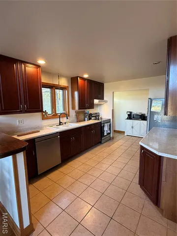 $490,000 | 16165 Hwy Af, Licking, MO 65542