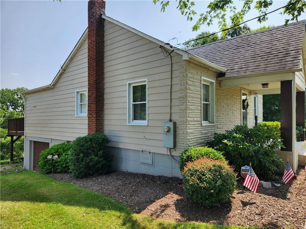 617 Mapletown Road Garards Fort, PA 15334 - Photo 5 of 21 Gallery Image 5