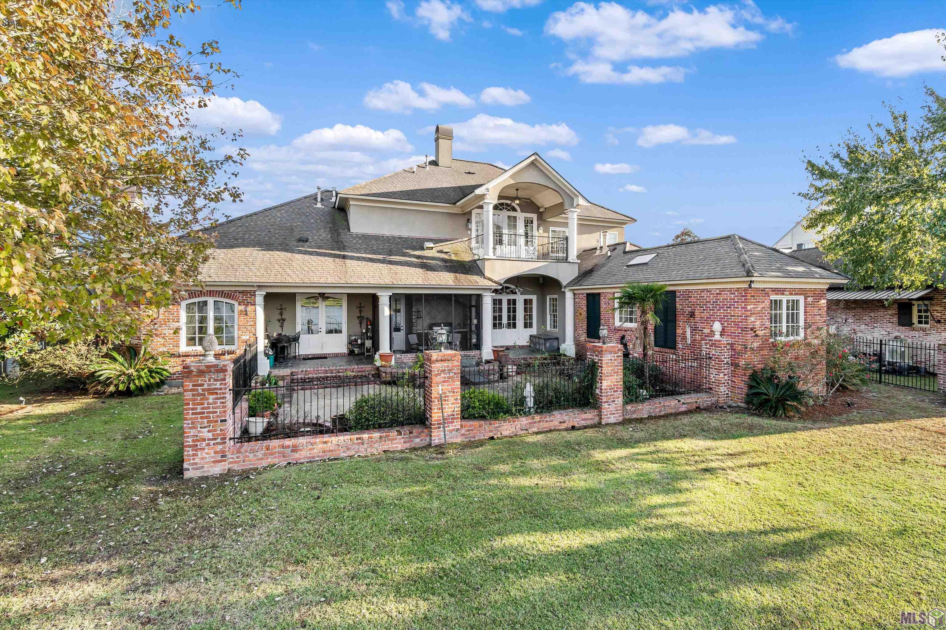 3128 Tradition Avenue Baton Rouge, LA 70810 - Photo 40 of 44 REAR OF HOME