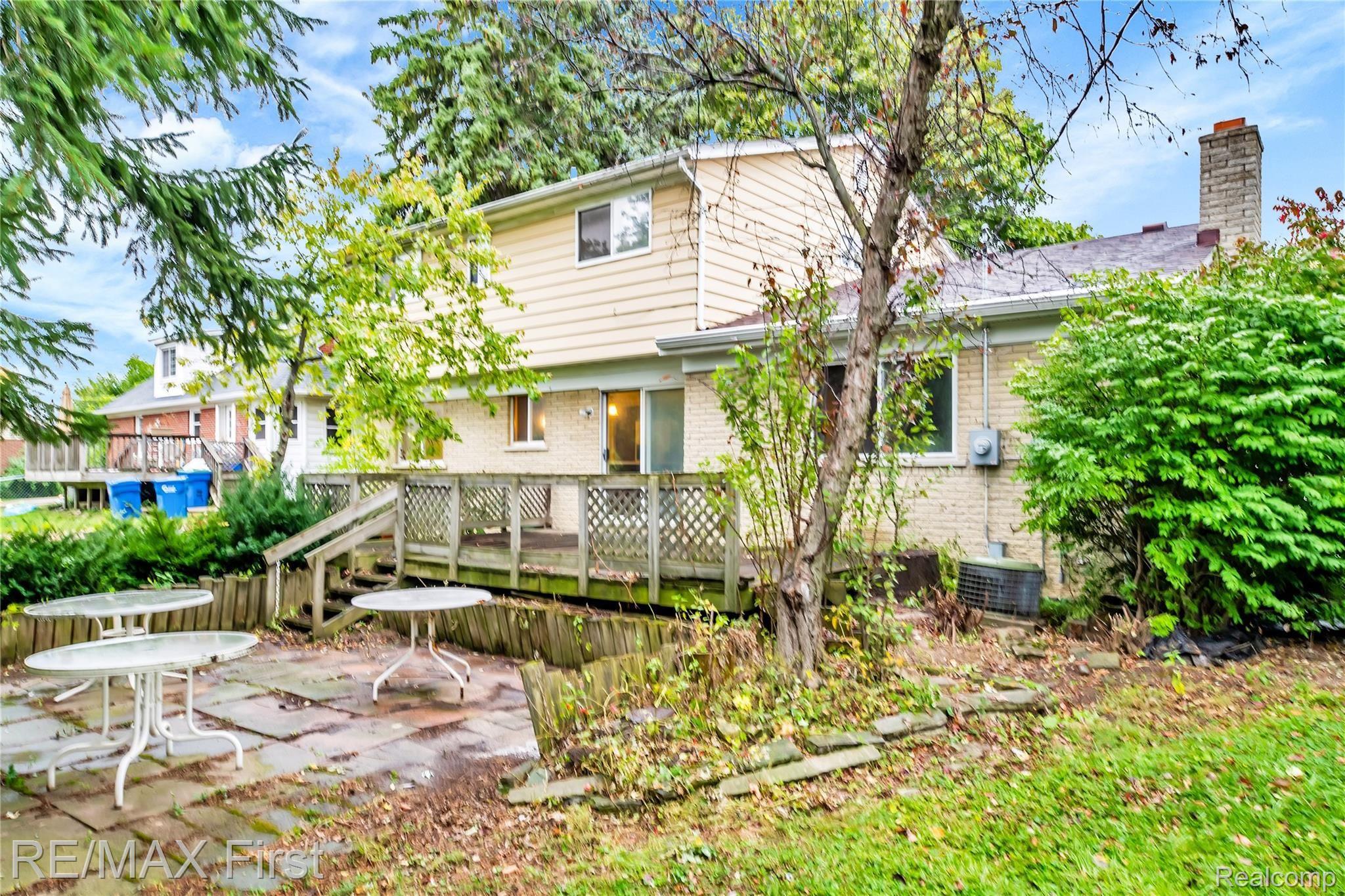 3560 Chicago Road Warren, MI 48092 - Photo 4 of 24 3560 Chicago HD Drone Photography-5.jpg