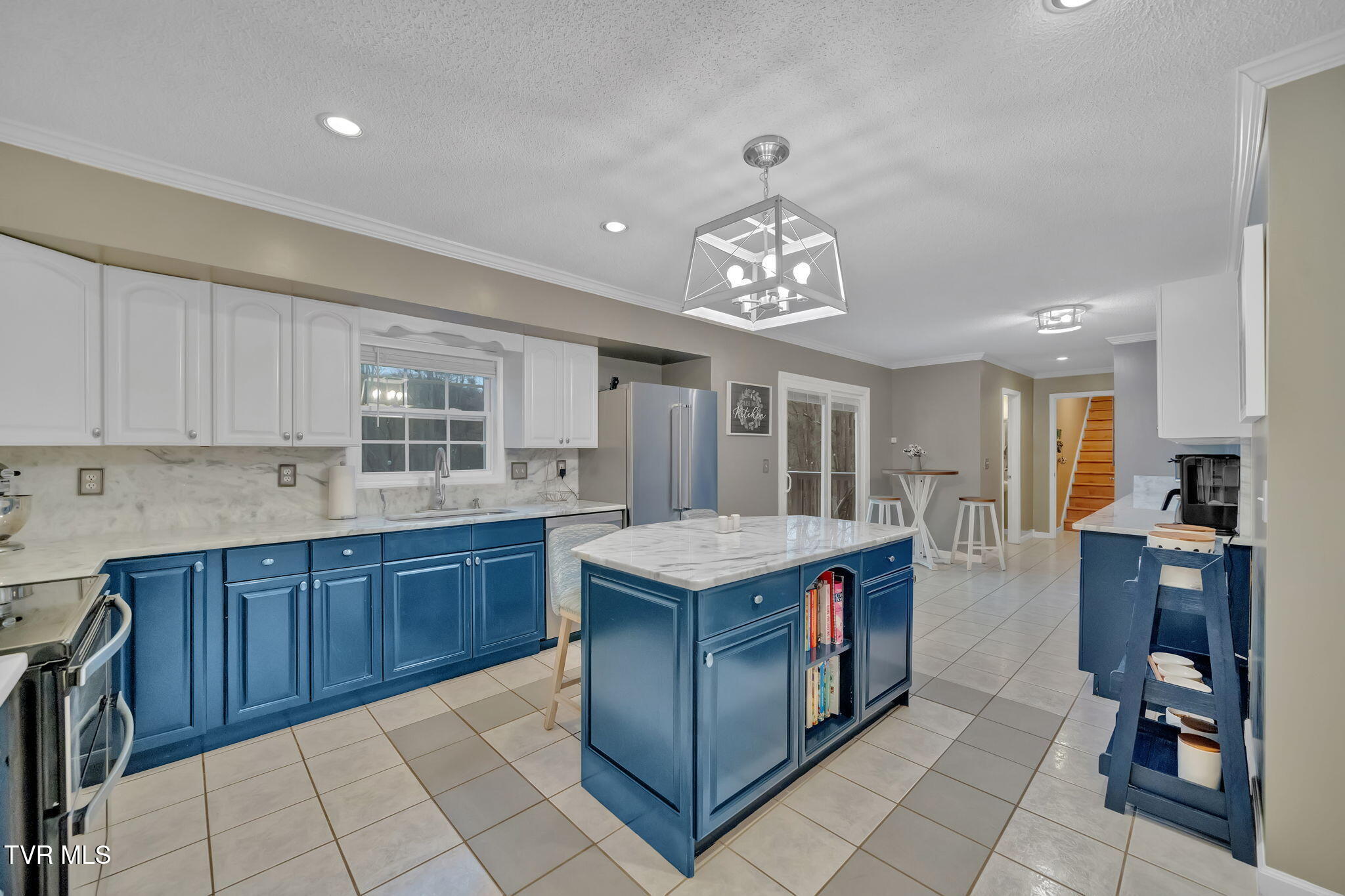 324 Golf Course Road Unicoi, TN 37692 - Photo 8 of 40 60-web-or-mls-DSC09996