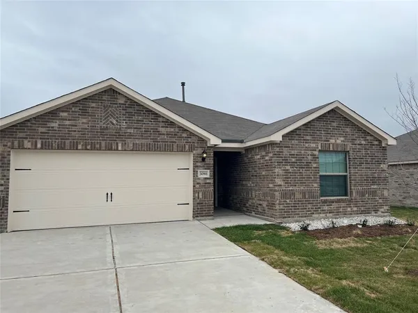 $1,950 | 3086 Chillingham Drive, Forney, TX 75126