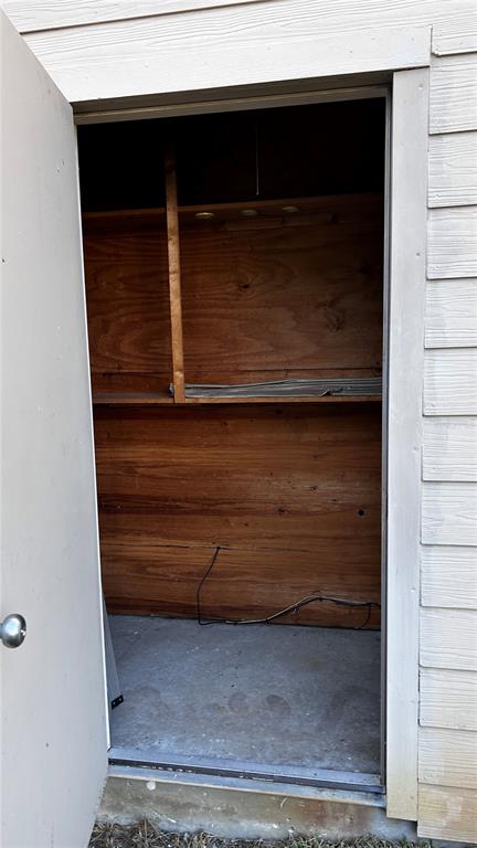 232 North Ridgewood Avenue, Unit 3A Edgewater, FL 32132 - Photo 17 of 19 a view of door