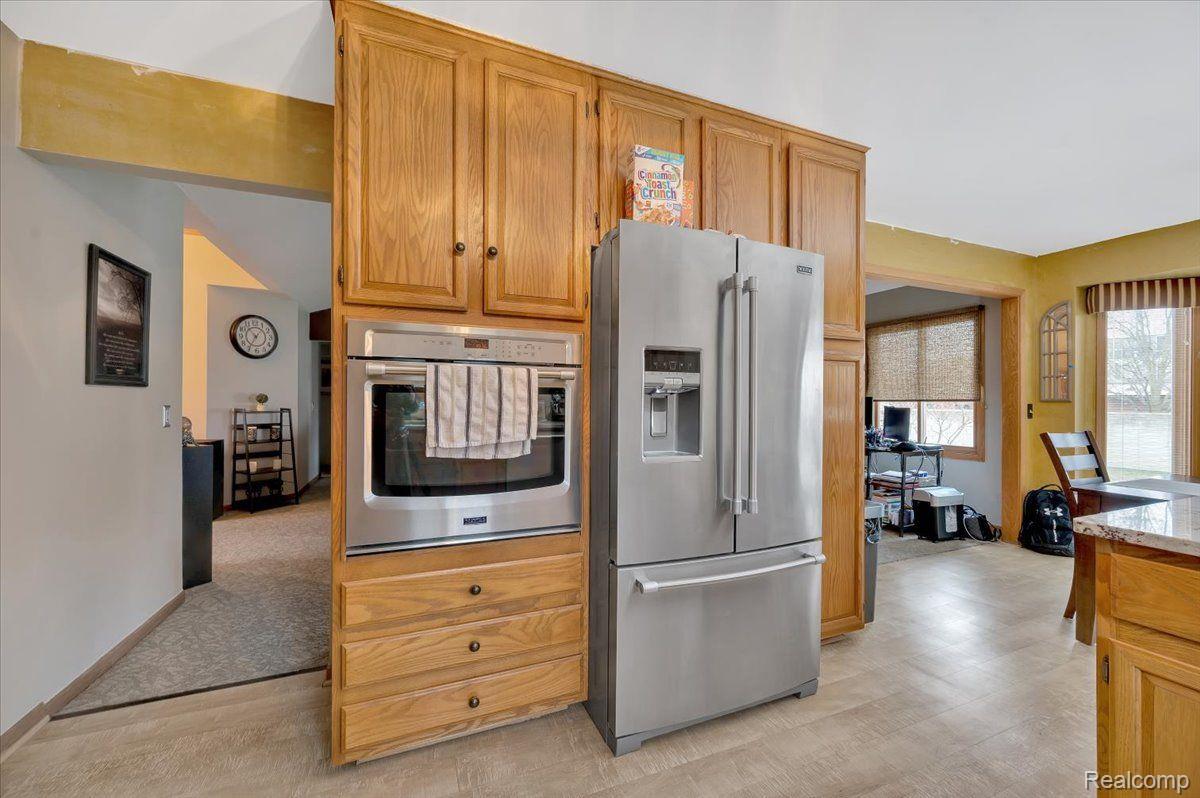 34450 Ridgemont Court Fraser, MI 48026 - Photo 14 of 28