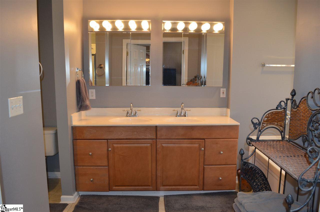 5 Augustine Court Fountain Inn, SC 29644 - Photo 27 of 34 Gallery Image 27