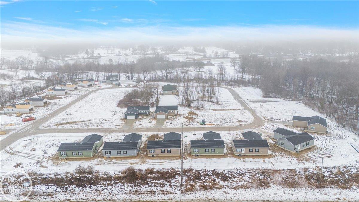 4267 Sugar Maple Run, Unit #13 Flint, MI 48506 - Photo 9 of 18