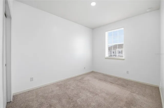 $2,300 | 1066 Amber Leaf Trail, Wesley Chapel, FL 33544