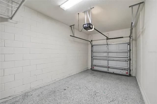 $2,300 | 1066 Amber Leaf Trail, Wesley Chapel, FL 33544