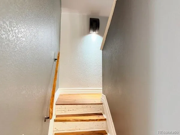a view of entryway