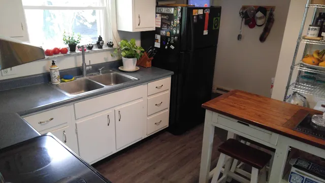 $949,900 | 6127 Brooklyn Road, Jackson, MI 49201