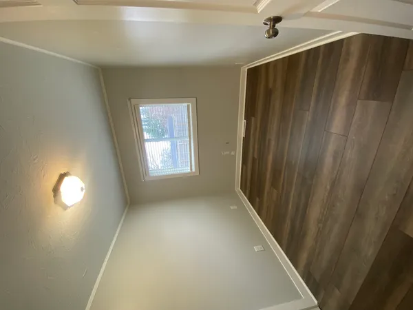 $1,995 | 1212 16th 1/2 Street, Bettendorf, IA 52722