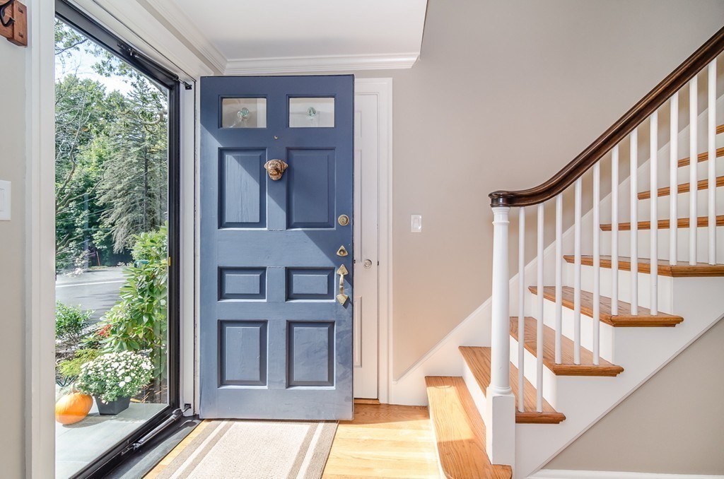 57 Blake Road Lexington, MA 02420 - Photo 5 of 29
